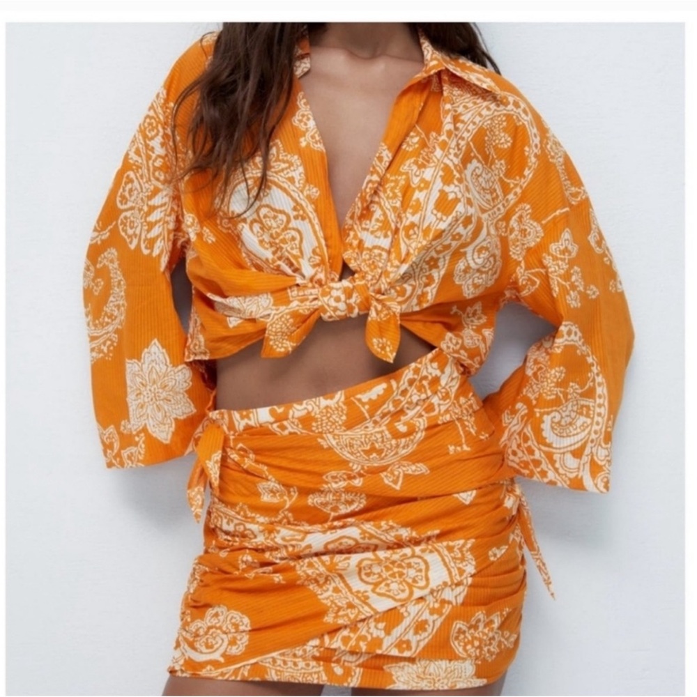 BLOGGERS FAVE- Zara two-piece Orange coord SET - Picture 5 of 7